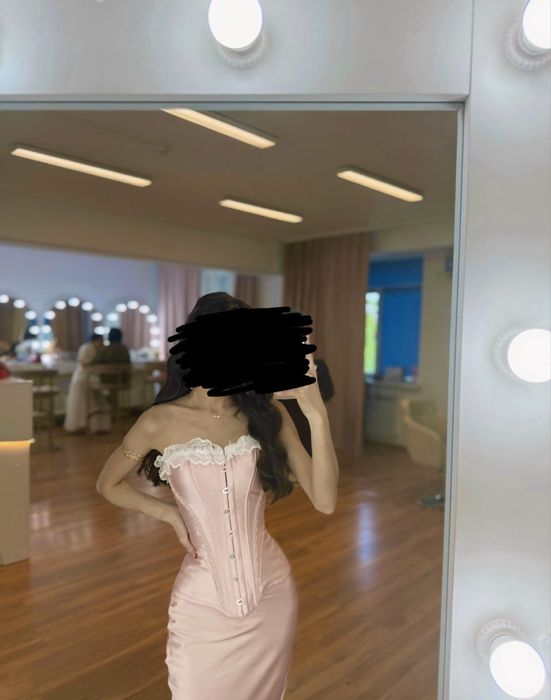 Женский корсет / вечерное платье