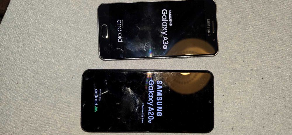 Продавам iPhone 5se ,64gb ,5бр