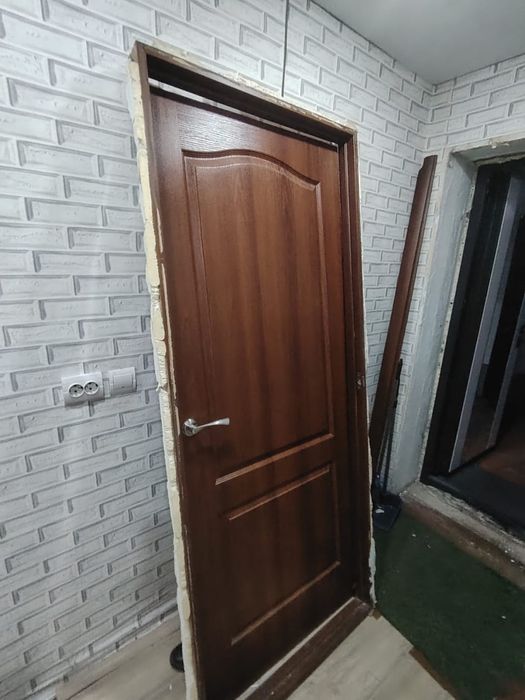 Продам дверь стандартный размер