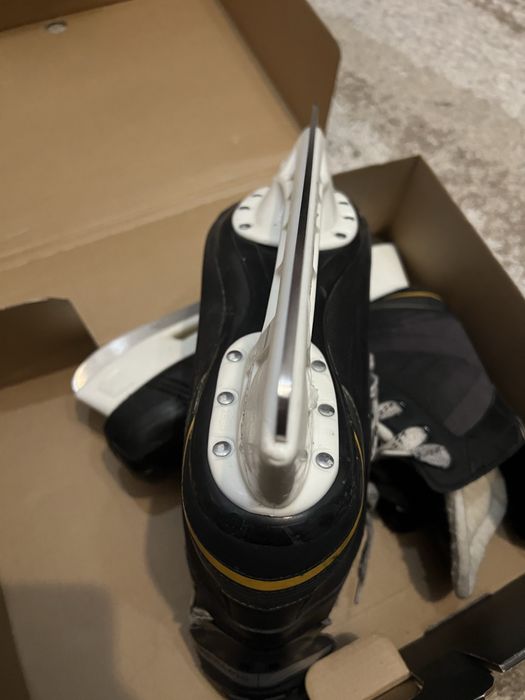 Vand Patine Hockey Nike Bauer