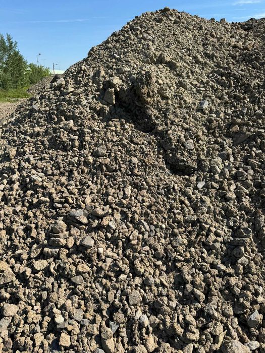 Pamant negru vegetal si Balast și Chisai cea mai buna calitate