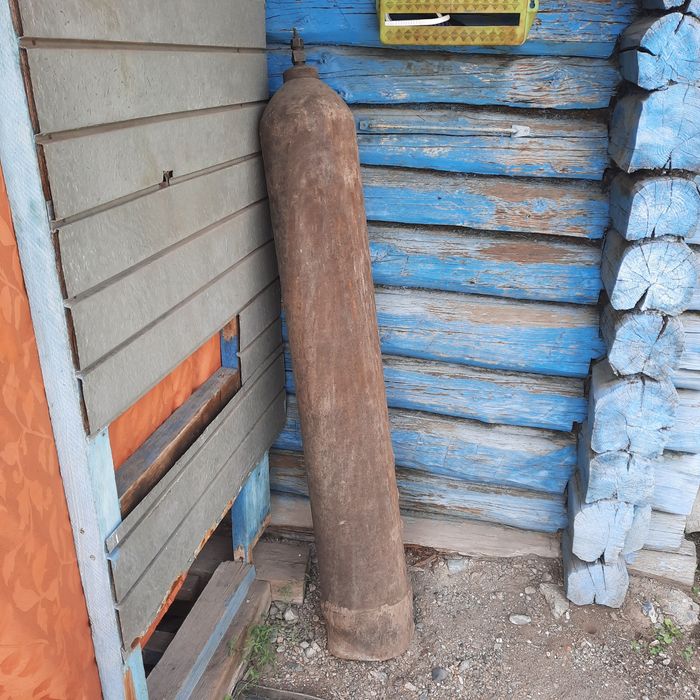 Продам кислородный балон