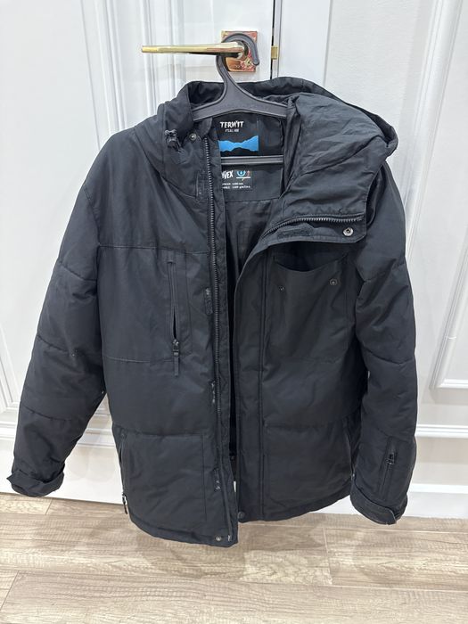 Продам  зимние куртки и дублёнку мужские