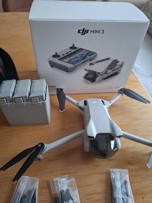 DJI Mini 3 Fly More Combo
