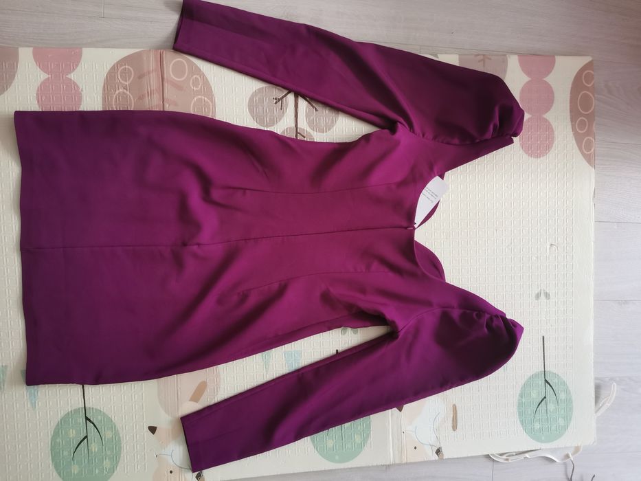 Rochie cu maneci lungi