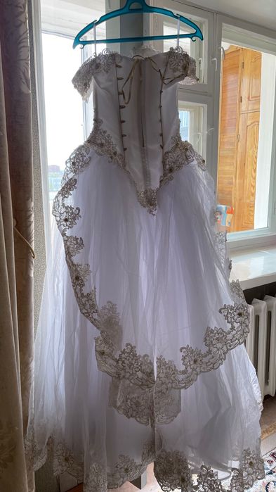 Продам свадебное платье