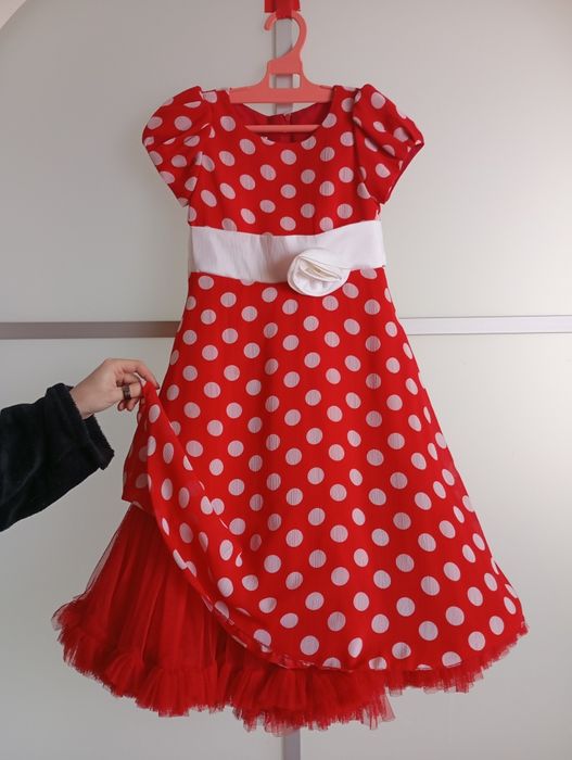 Продам платье для девочки