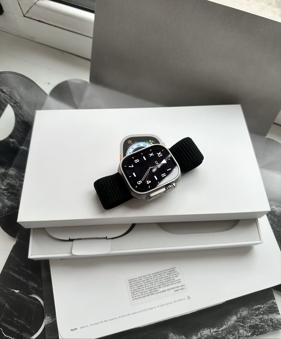 Apple iWatch Ultra 1 Titanium 49mm