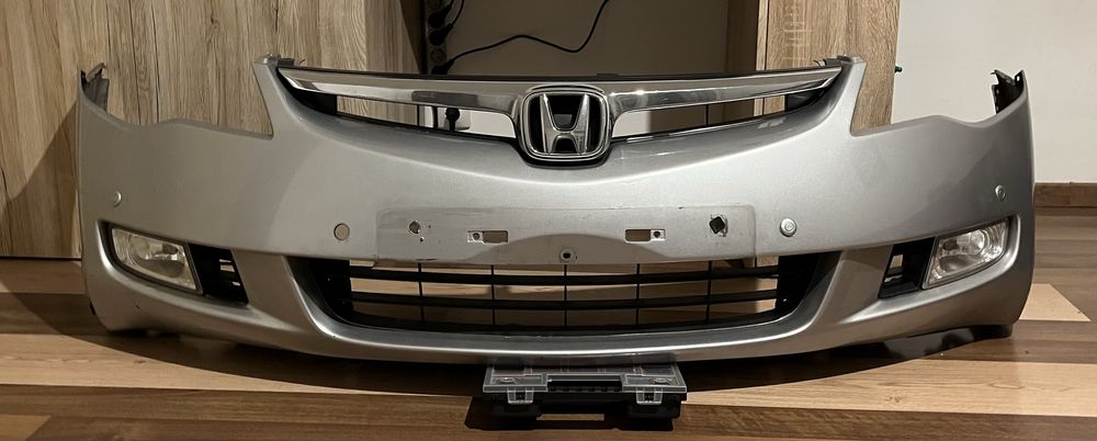 Bara Fata Honda Civic 8 Sedan