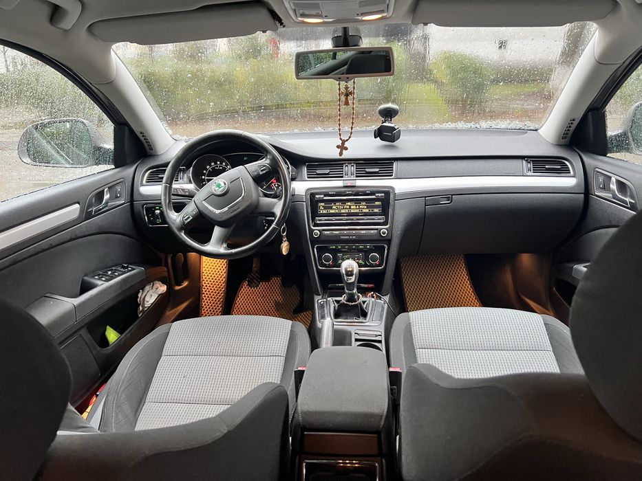 Skoda superb 2 motor 1.9 diesel anul 2010