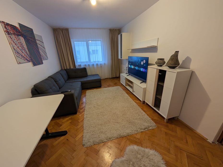 Închiriez apartament 3  CD camere decomandat Grădinari / Metalurgie