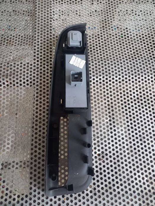 Butoane Geamuri Electrice Vw Golf 5 Jetta Touran Volan Stanga Europa