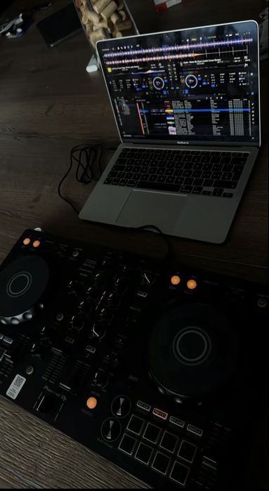 Продам диджей контролер