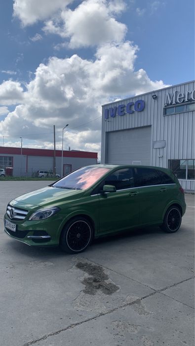 Mercedes-benz B 250 electric accept si schimburi cu ATV can am