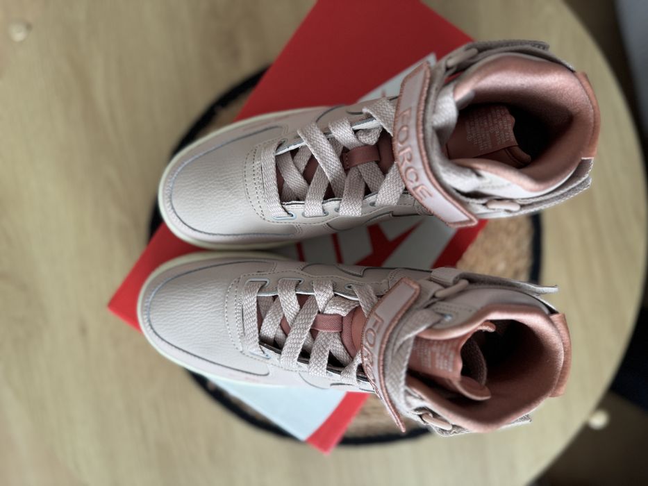 Дамски кецове Найк еърфорс 1 Women Shoes Nike Airforce 1