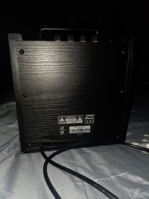 VAND URGENT Amplificator Bass IBZ10BV2