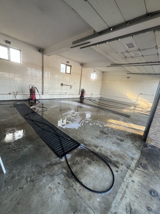 Spatiu comercial spalatorie auto /atelier de inchiriat