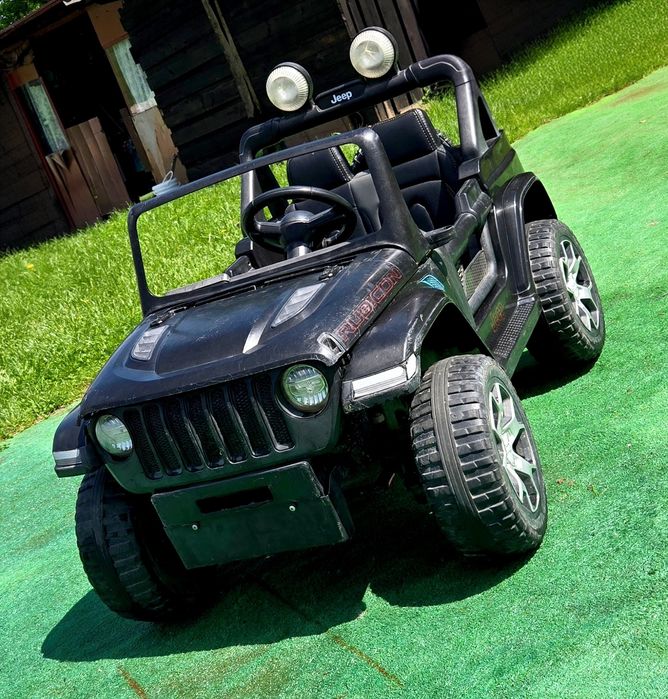 Jeep rubicon electric pentru copii