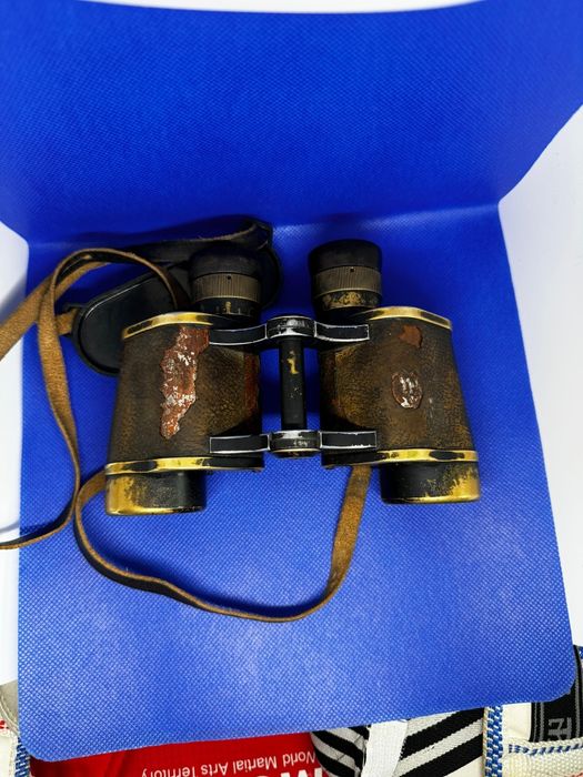 Бинокль Германия