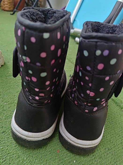 Детски обувки 34 за момиче, ботуши, боти, сникърси, апрески, джапанки