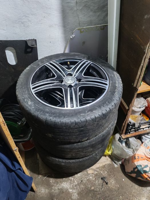 Продам диски   Skad R15 , резина в подарок. Торг