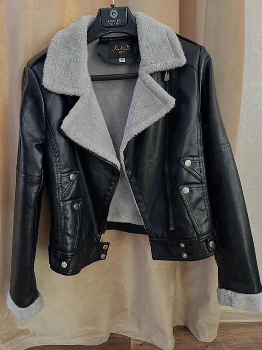 Тёплая кожанка с мехом