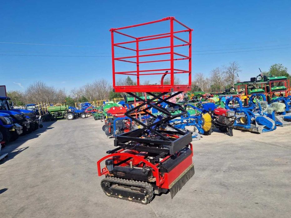 Професионална кoсачка - мулчер самоходна, Hulk 1300мм 27 к.с.