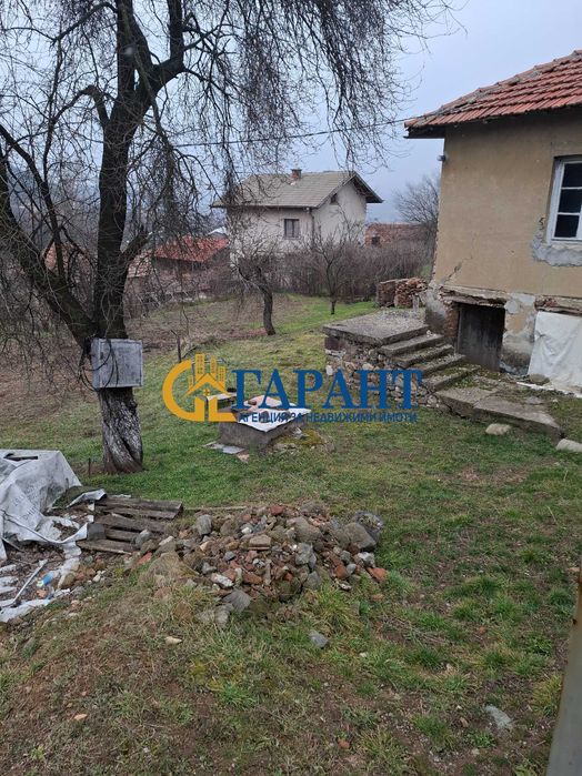 Продава се Парцел в Радомир - 750 кв.м за 58 €/кв.м - Снимка #2