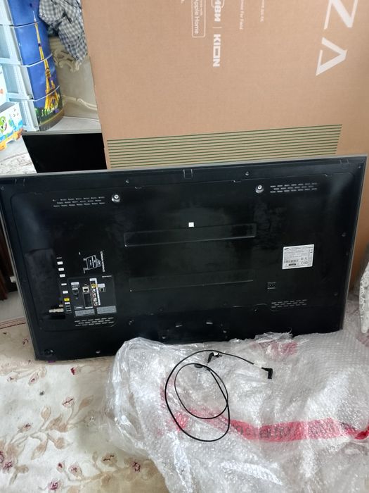 Продам телевизор