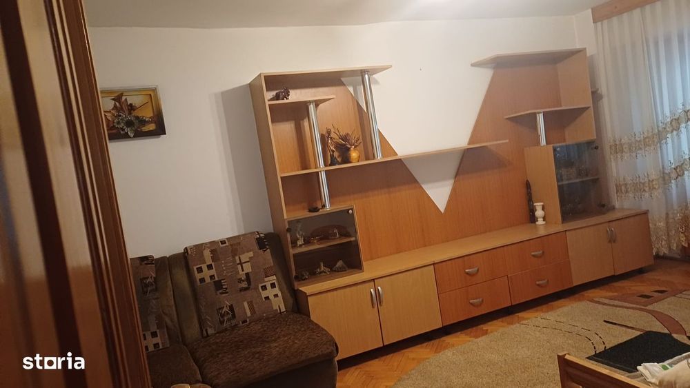 Ap 3 camere Decomandat, parter, cu balcon SIF OLTENIA, Craiovita Noua
