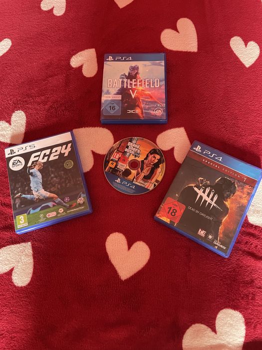 Vand ps4 in stare foarte buna