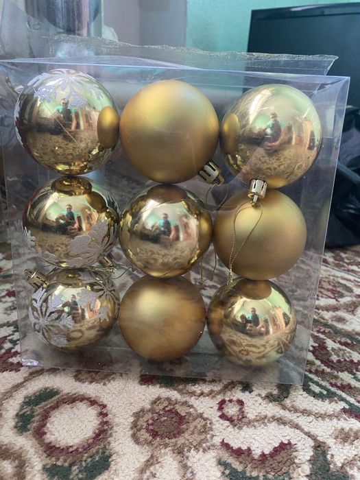 игрушки на елочку