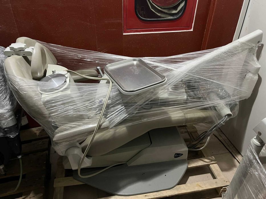 Scaune dentare Pelton & Crane (Prețul este pentru toate 4!)