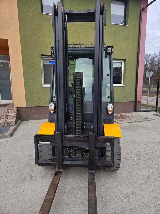 stivuitor jungheinrich tfg 545 an 2014 util 4500 kg impecabil