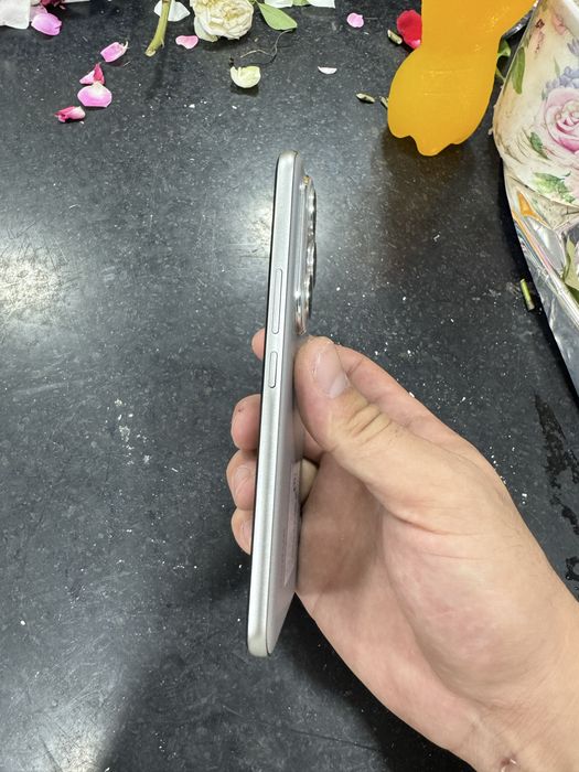 Honor 400 pro.
