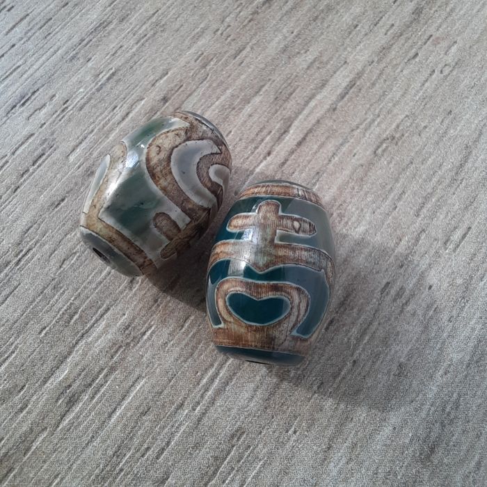 Подвески. Браслет с бусиной Дзи. Отличный подарок для себя и самых бли