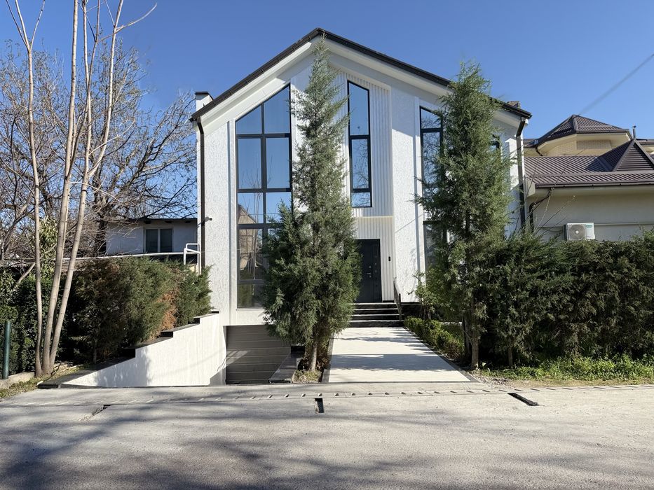 Продается дом 2,8 сотки Мирзо Улугбек Циолковская строили для себя