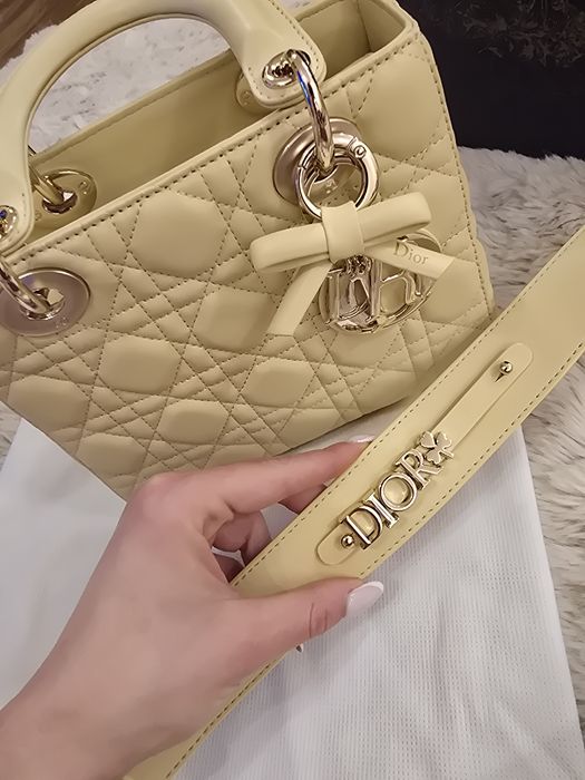 Налична чанта Lady Dior