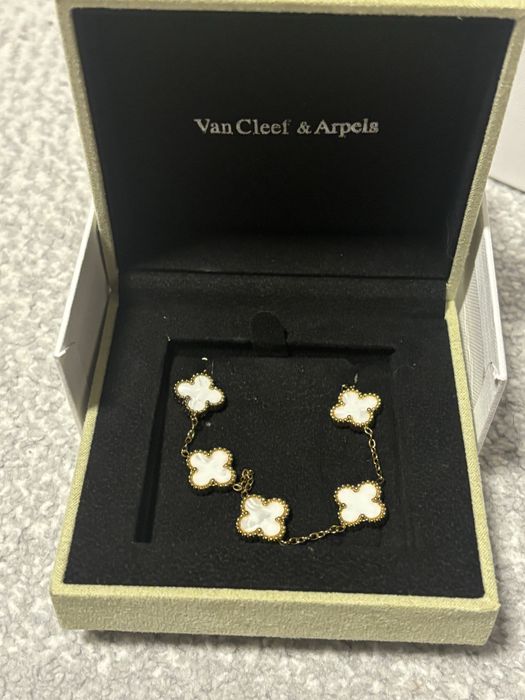 Van Cleef & Arpels гривна