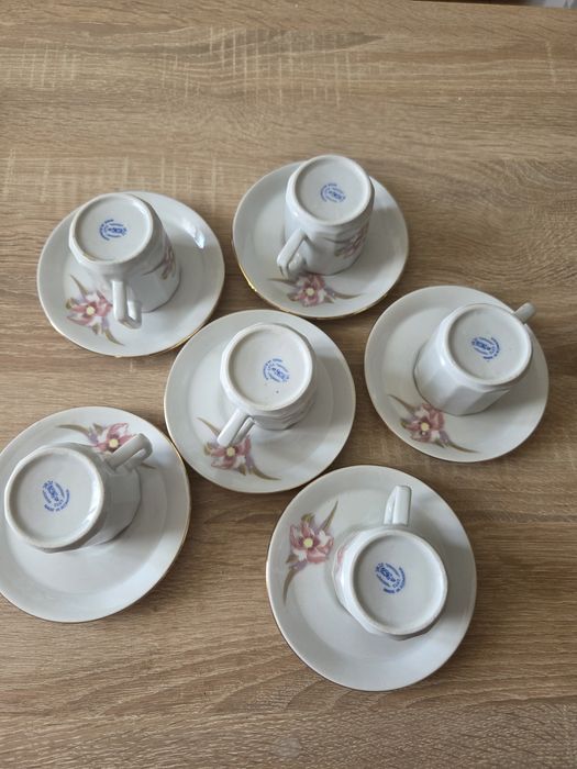 Serviciu complet cafea portelanul Iris cluj vitange, model deosebit.