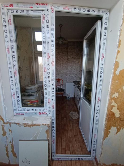 Пластиковые окна с дверью