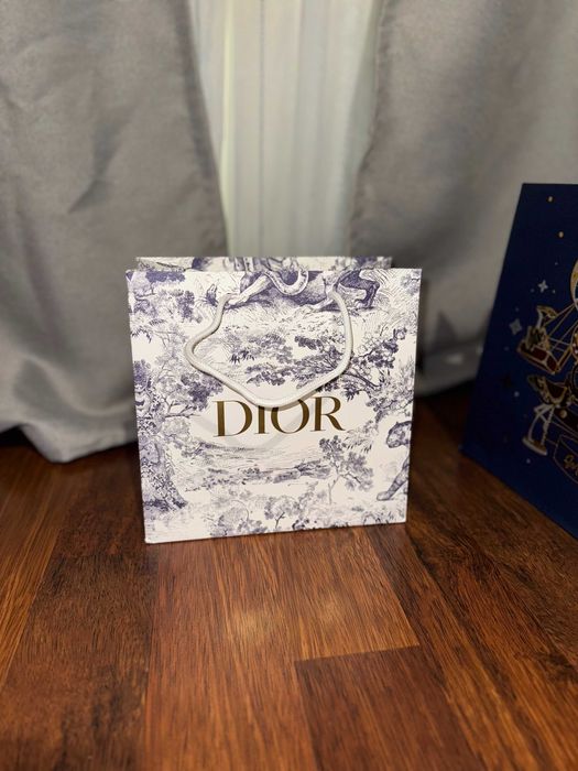 продам пакет dior
