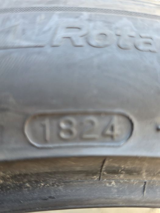 Vand două anvelope de iarna hankook  255 45 18 dot 1824