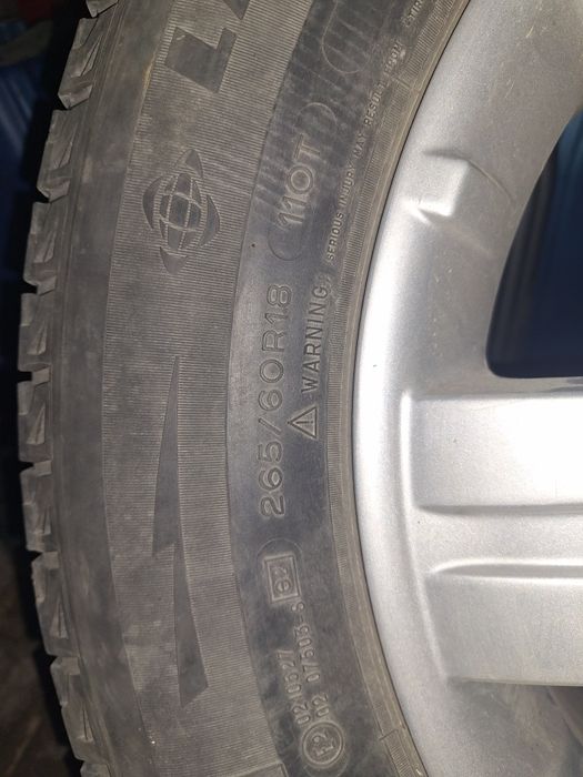 Шины с дисками от Геленваген.