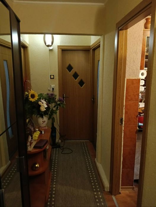 Apartament 2 camere decomandat etaj 1