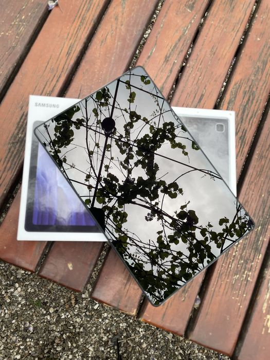 Vand URGENT  Tableta Samsung Tab A7 NEFOLOSITA