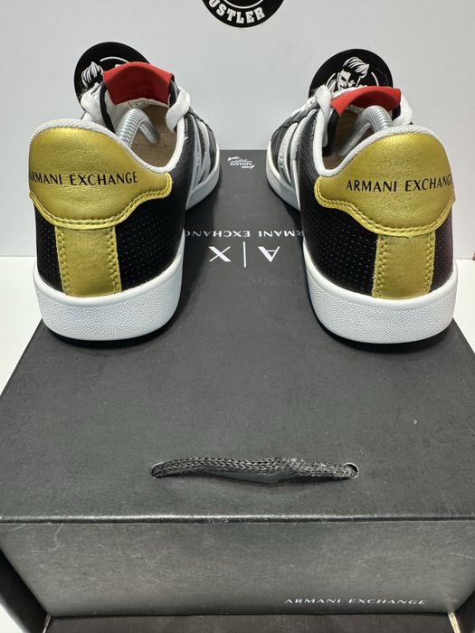 Сникърси ARMANI EXCHANGE .Номер 42
