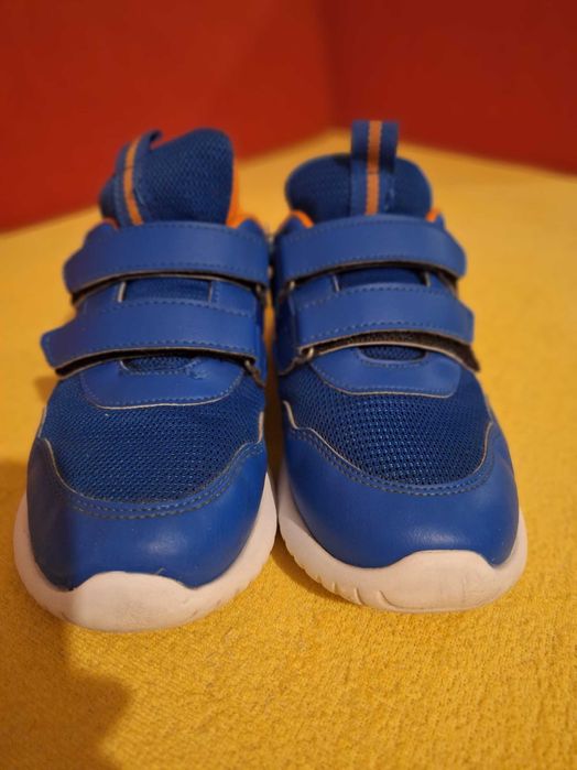 Маратонки 32-33 н. - 15 лв