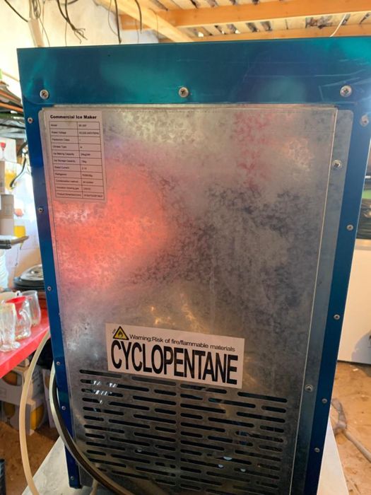 Продам Ледогенератор