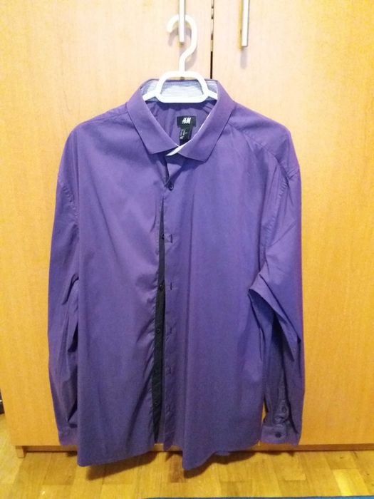 Vand camasa mov, marca H&M, marimea XL, in stare foarte buna